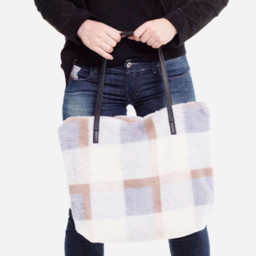 Faux Fur Blue Plaid Print Tote 🖨